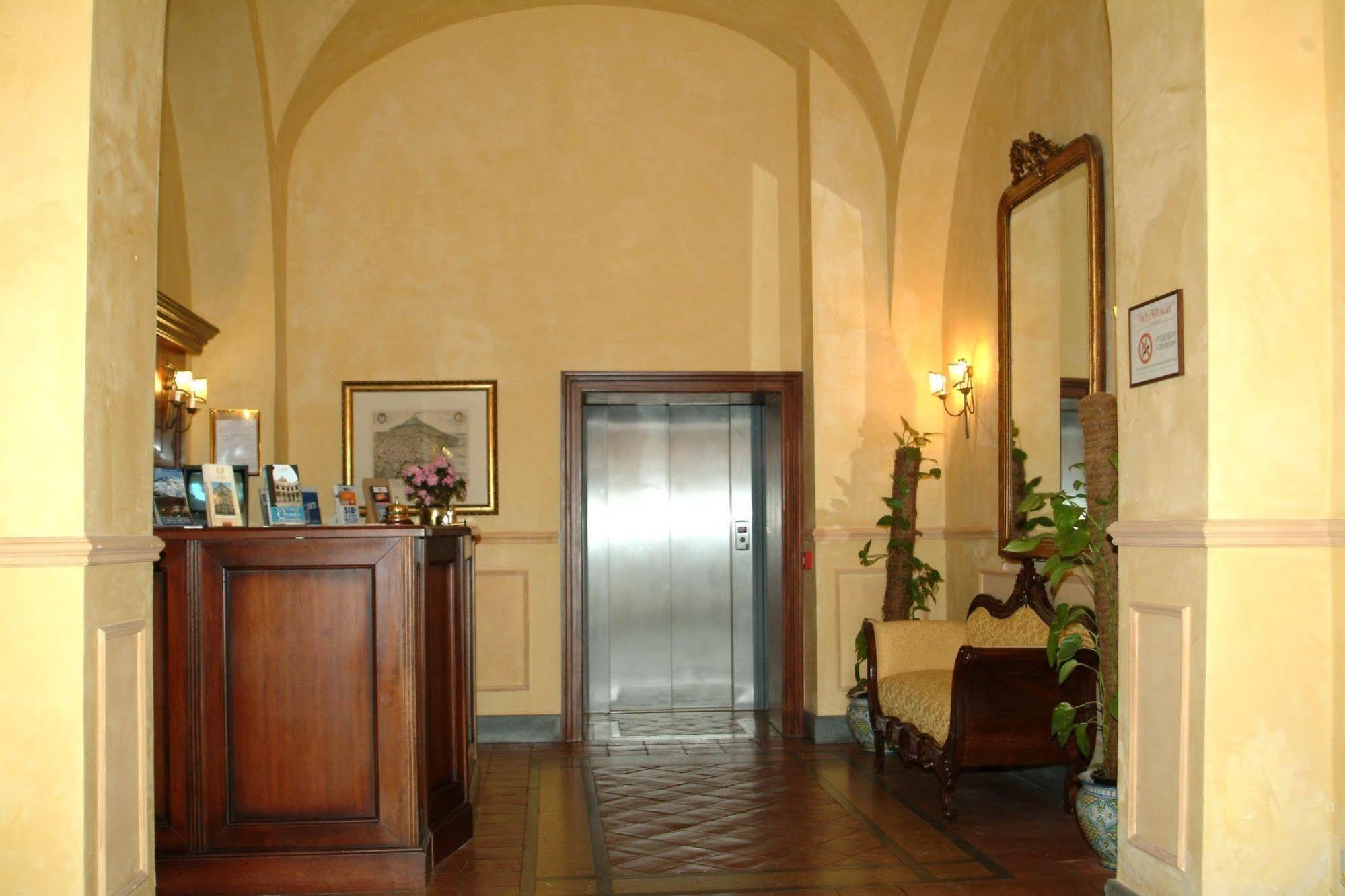 La Hotel 3*